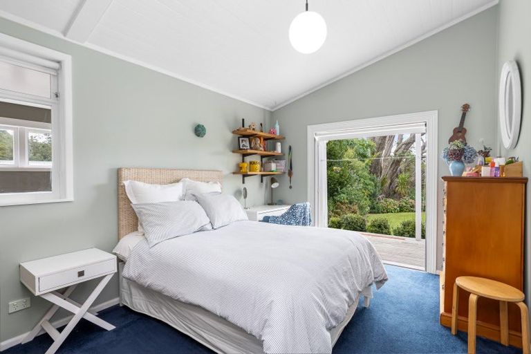 Photo of property in 376 Taiapa Road, Muriwai, Waimauku, 0881