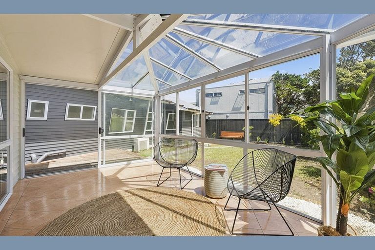 Photo of property in 22 Quebec Street, Kingston, Wellington, 6021