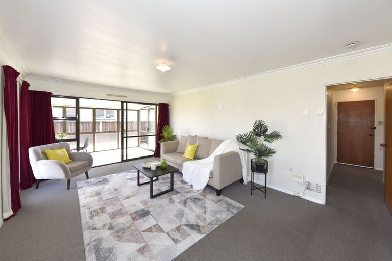 Photo of property in 1/17 Apollo Place, Papanui, Christchurch, 8052