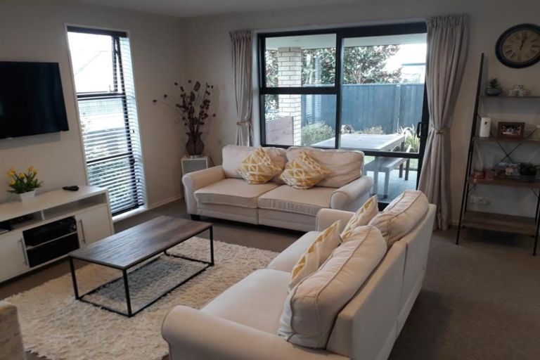 Photo of property in 28 Storer Street, Kaiapoi, 7630