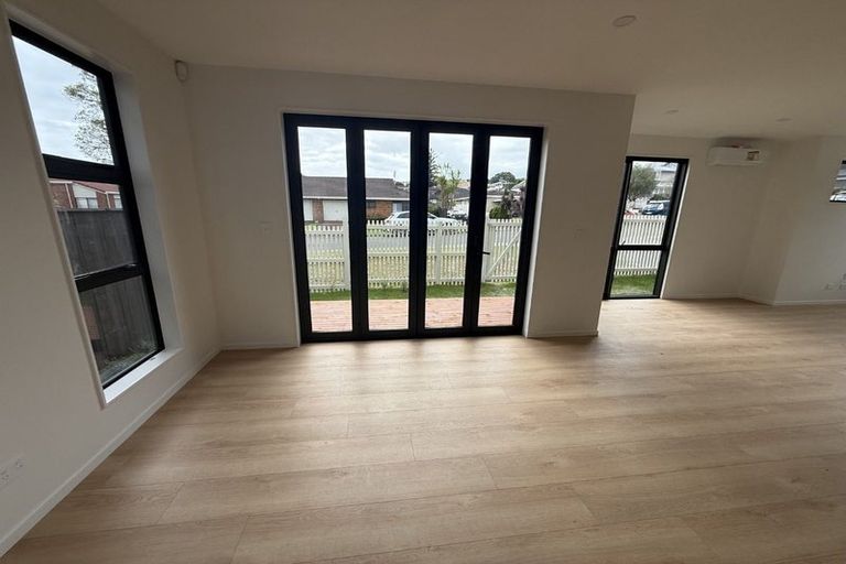 Photo of property in 4/44 Abercrombie Street, Howick, Auckland, 2014