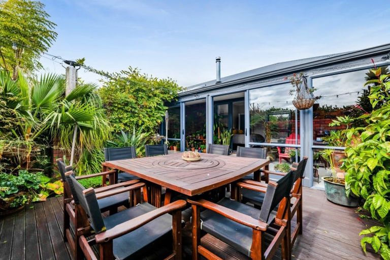 Photo of property in 69f Karamea Street, Whalers Gate, New Plymouth, 4310