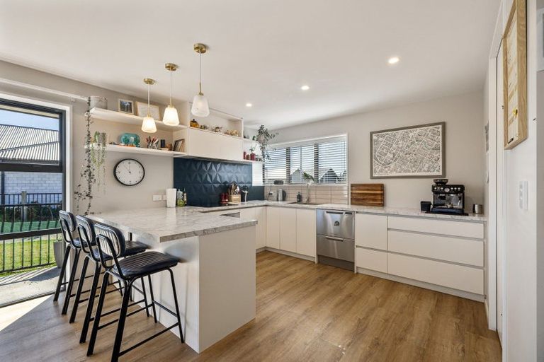 Photo of property in 9 Greenwood Place, Amberley, 7410