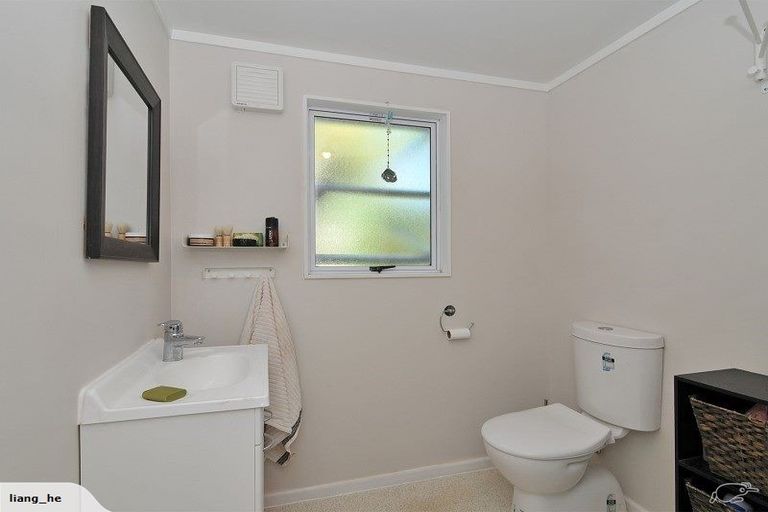 Photo of property in 13a Bristol Street, Island Bay, Wellington, 6023