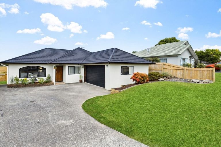 Photo of property in 6 Pyrite Street, Westgate, Auckland, 0614