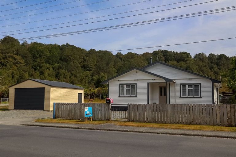 Photo of property in 667 Taylorville Road, Taylorville, Greymouth, 7805
