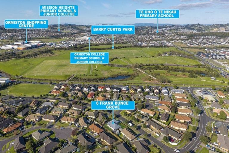 Photo of property in 6 Frank Bunce Grove, Flat Bush, Auckland, 2019