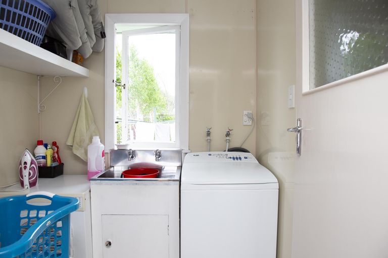 Photo of property in 2 Dalmeny Street, Oamaru North, Oamaru, 9400