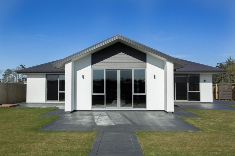 Photo of property in 5 Cawton Grove, Tinwald, Ashburton, 7700