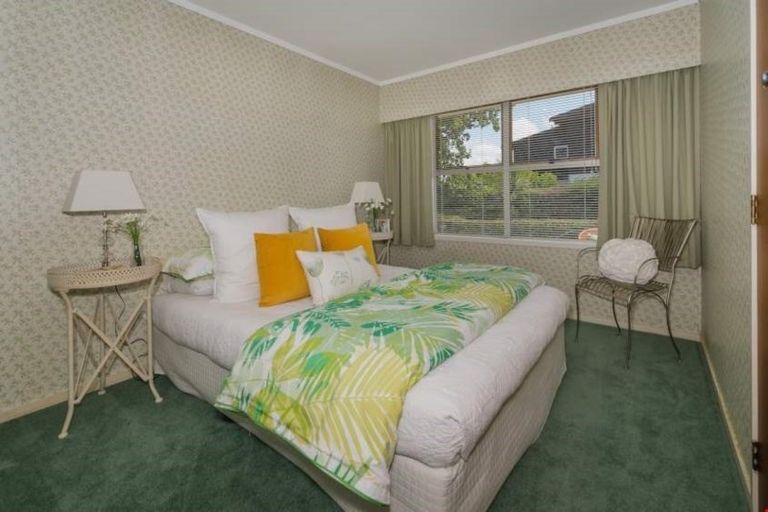 Photo of property in 1/48 Taharoto Road, Takapuna, Auckland, 0622