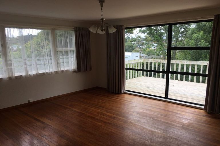 Photo of property in 40 Arlette Place, Massey, Auckland, 0614