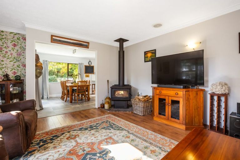 Photo of property in 26 Ngatiawa Road, Reikorangi, Waikanae, 5391