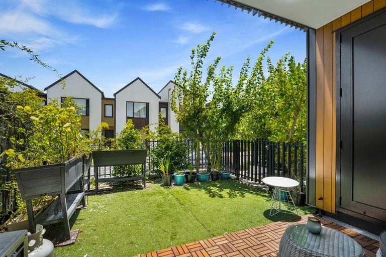 Photo of property in 9/117 Buckley Avenue, Hobsonville, Auckland, 0616