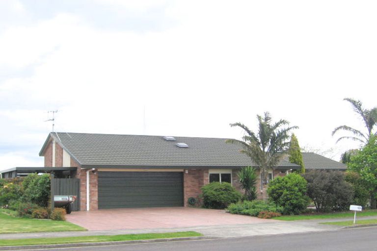 Photo of property in 102 Hamurana Road, Omokoroa, 3114