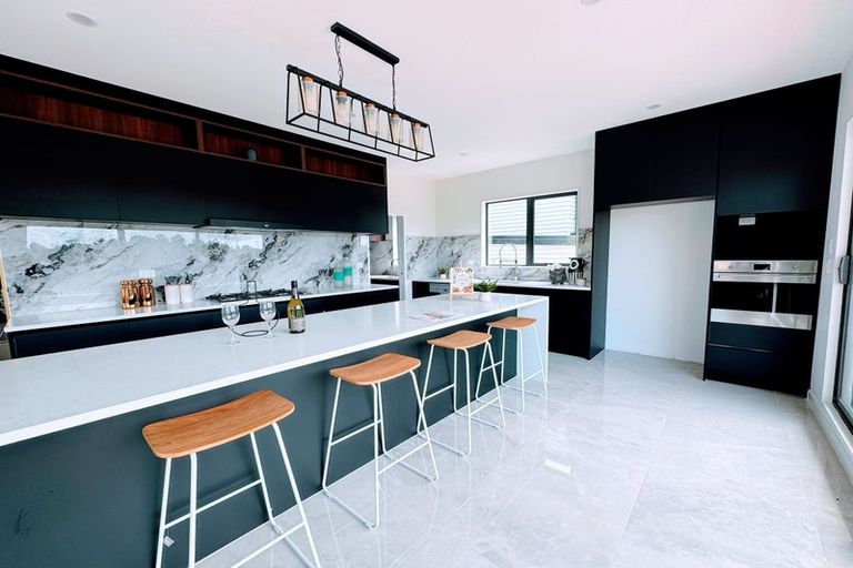 Photo of property in 31 Bremner Ridge Street, Flat Bush, Auckland, 2019