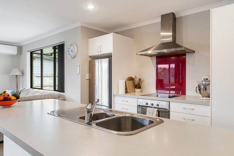 Photo of property in 6 Atkins Way, Ohauiti, Tauranga, 3112