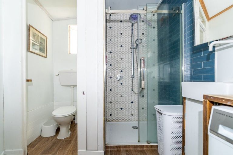 Photo of property in 32 Government Road, Raglan, 3225