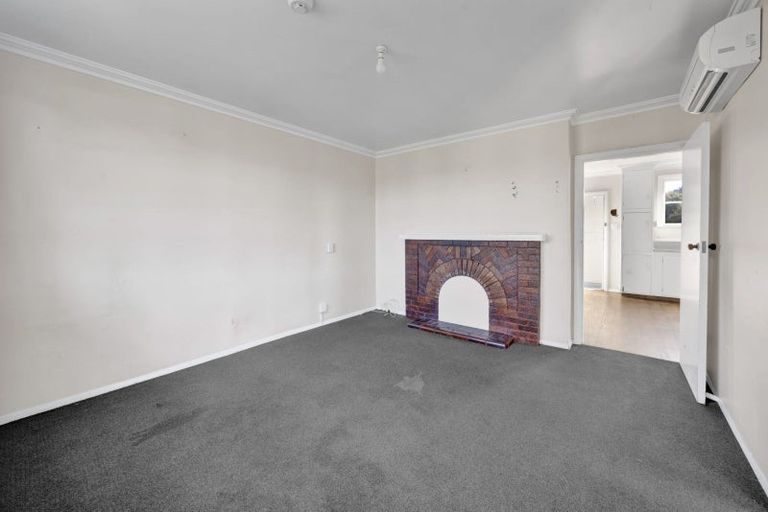 Photo of property in 27 Strange Street, Waitara, 4320