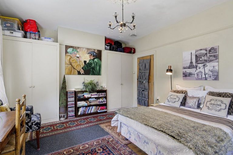 Photo of property in 37 Weston Road, St Albans, Christchurch, 8052