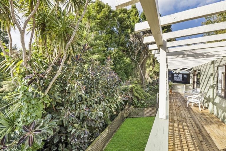 Photo of property in 1/305 Rangatira Road, Beach Haven, Auckland, 0626