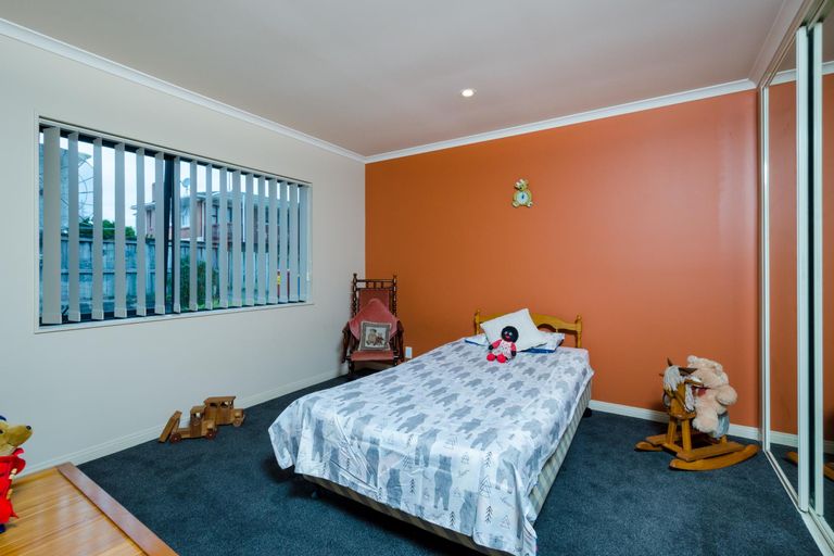 Photo of property in 250a Te Atatu Road, Te Atatu South, Auckland, 0610