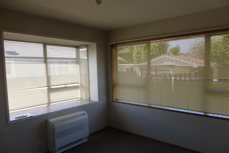 Photo of property in 6 Penwood Street, Russley, Christchurch, 8042