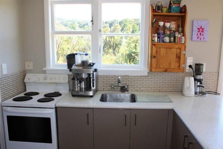 Photo of property in 176 Wharariki Road, Puponga, Collingwood, 7073