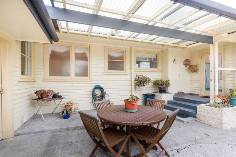 Photo of property in 22 Sheffield Street, Awapuni, Palmerston North, 4412