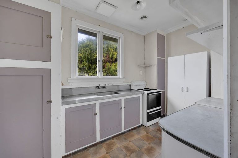 Photo of property in 225 South Road, Hawera, 4610