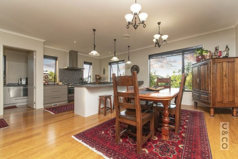 Photo of property in 9 Jelas Drive, Riverhead, 0820