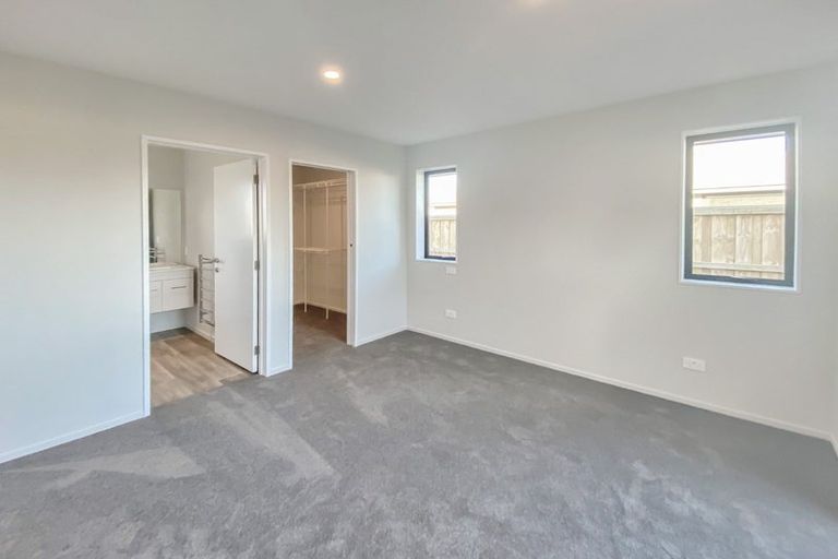 Photo of property in 10 Rosalind Avenue, Darfield, 7510