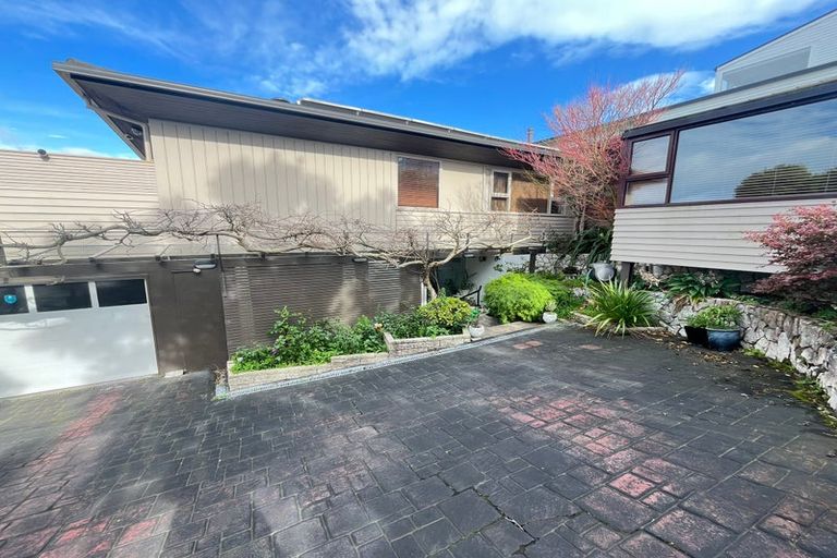 Photo of property in 26 Rama Crescent, Khandallah, Wellington, 6035