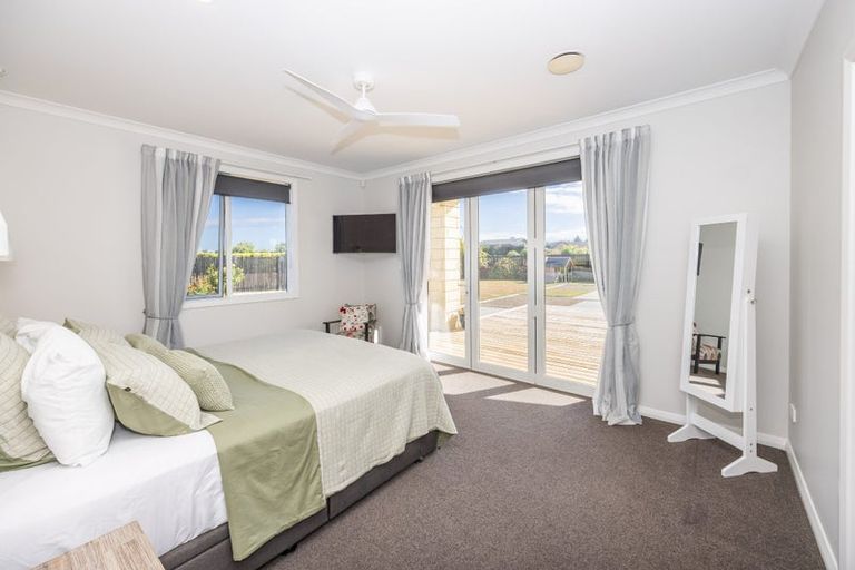 Photo of property in 17 Margot Lane, Matangi, Hamilton, 3283