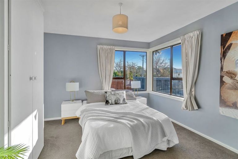 Photo of property in 16 Dunedin Street, Redwood, Christchurch, 8051