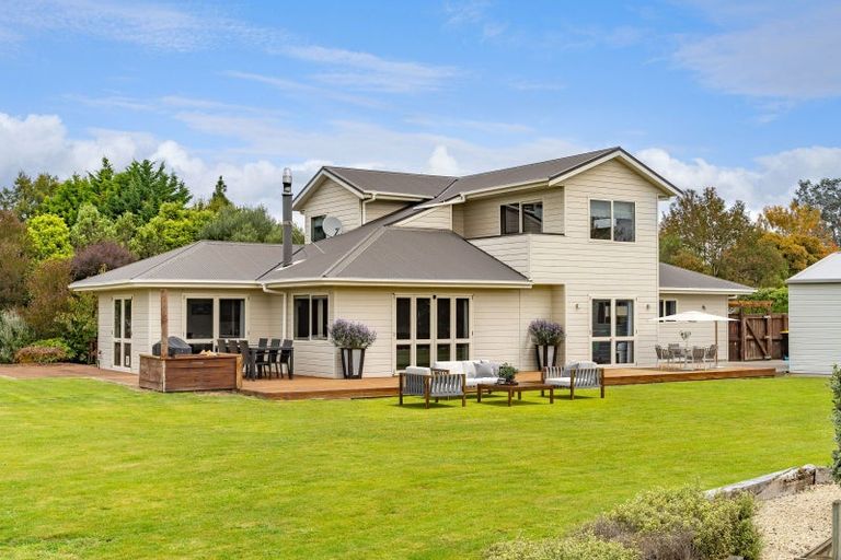 Photo of property in 56 Charles Street, Carterton, 5713