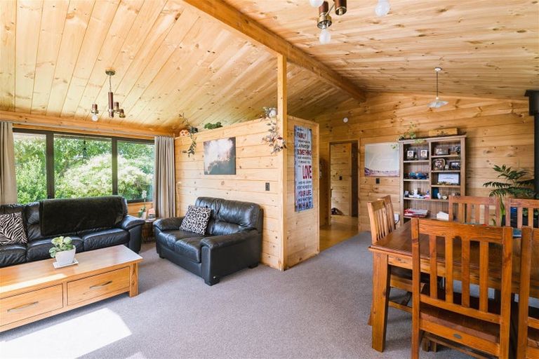 Photo of property in 10 Toroa Road, Otaihanga, Paraparaumu, 5036