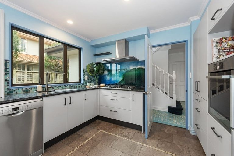 Photo of property in 35 Nielsen Gardens, Rototuna, Hamilton, 3210