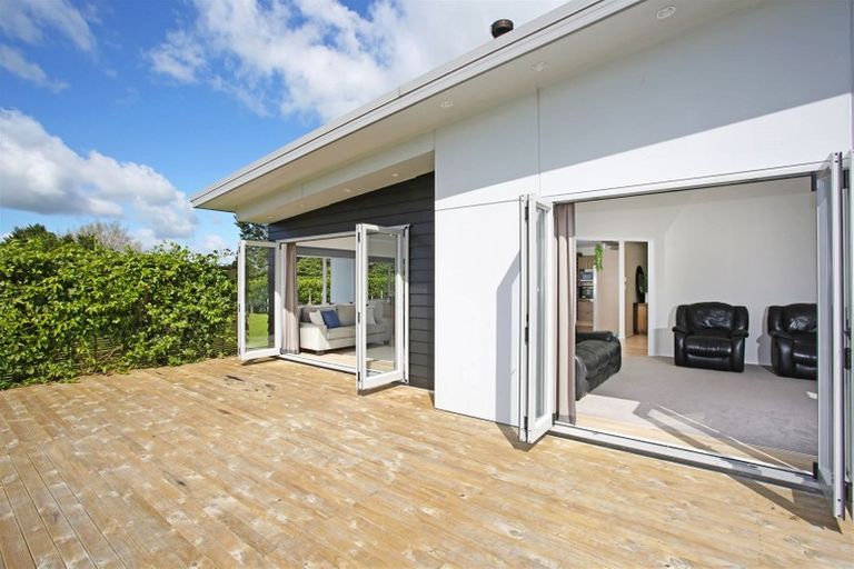 Photo of property in 112 Wayside Road, Te Kauwhata, 3782