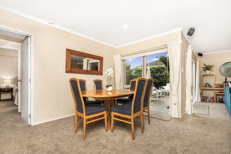 Photo of property in 8 Rushbury Place, Randwick Park, Auckland, 2105