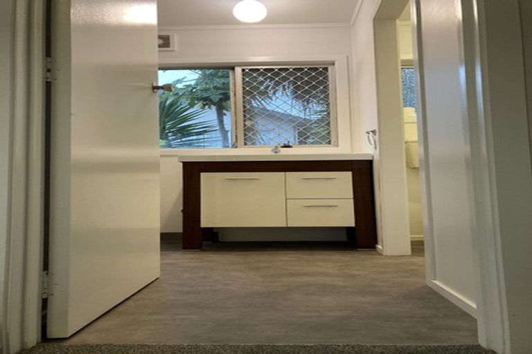 Photo of property in 69 Reihana Street, Orakei, Auckland, 1071