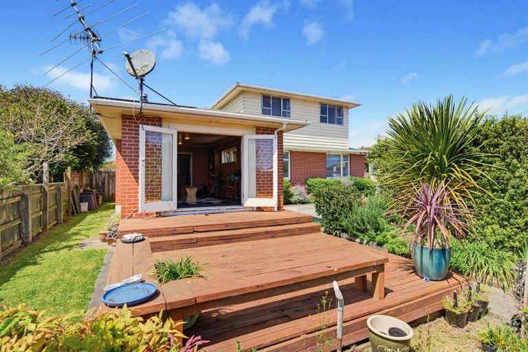Photo of property in 3 Armagh Street, Levin, 5510