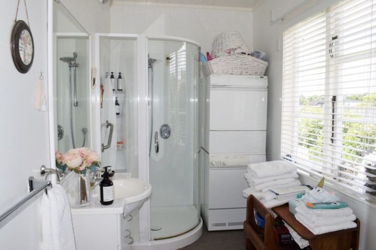 Photo of property in 19 Bell Street, Otaki, 5512