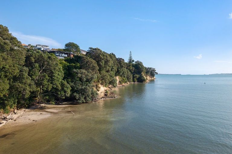 Photo of property in 109c Pah Road, Cockle Bay, Auckland, 2014