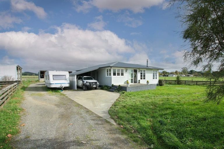 Photo of property in 32 Mccardle Road, Pahiatua, 4984
