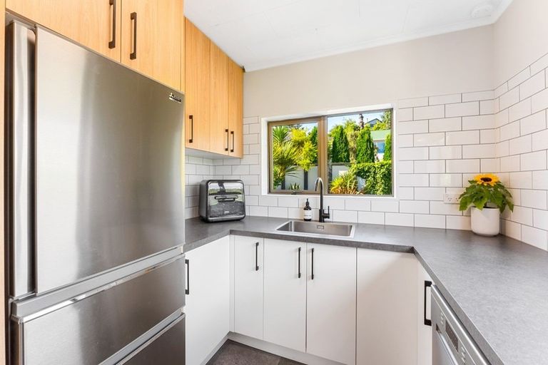 Photo of property in 61a Kingsley Street, Stokes Valley, Lower Hutt, 5019