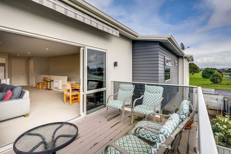 Photo of property in 216d Te Awa Avenue, Awatoto, Napier, 4110