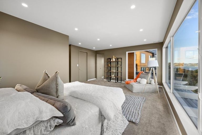 Photo of property in 4 Seawind Way, Hobsonville, Auckland, 0616