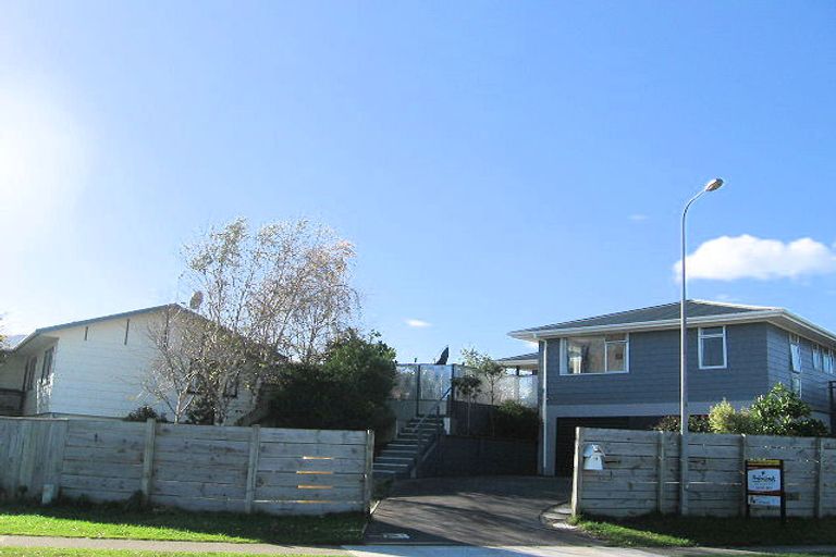 Photo of property in 15 Campbell Avenue, Paraparaumu, 5032