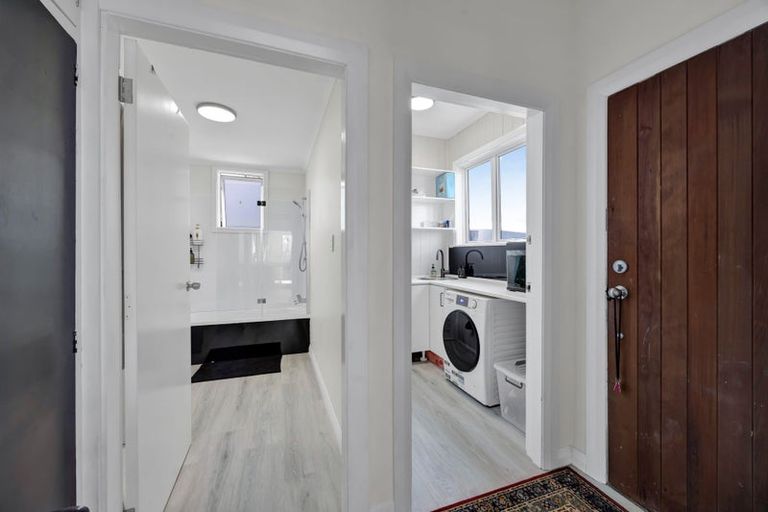 Photo of property in 29 Clifford Road, Eltham, 4322