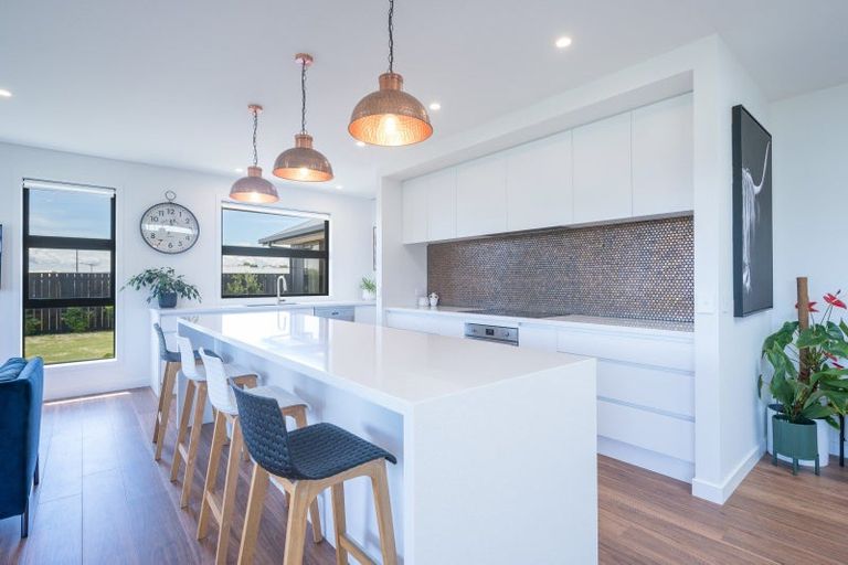 Photo of property in 63 Les Wakefield Road, Mapua, 7005